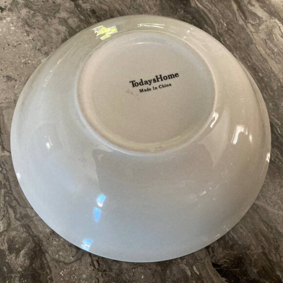 Todays Home Navy Blue Rimmed Dinner Bowls 7” used - Picture 4 of 6